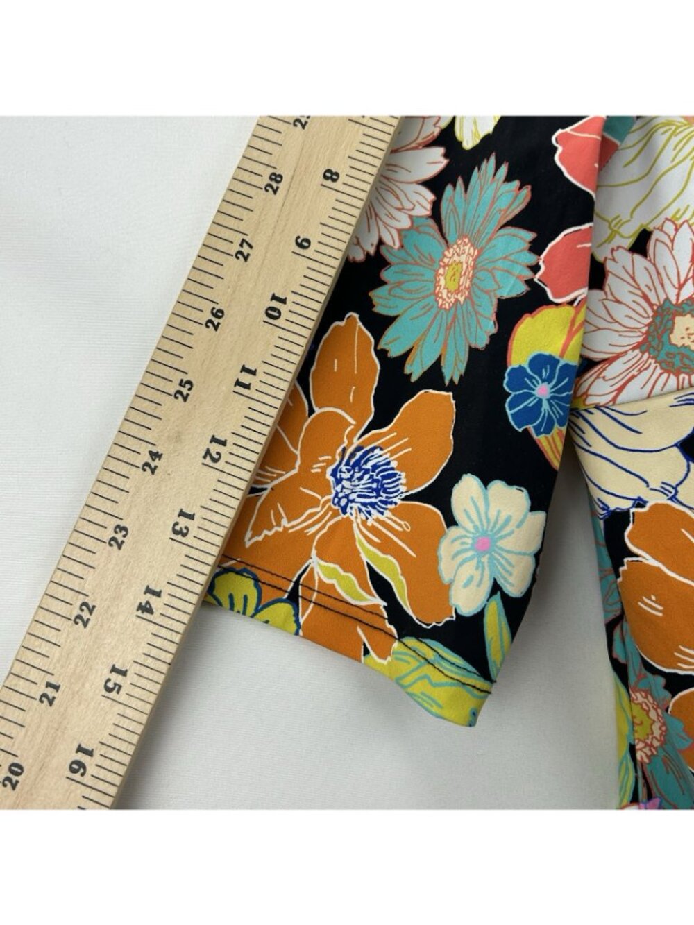 Gottex Modest One-Piece Swimsuit XXL Short Sleeves Round Neck Vibrant Floral NWT - Picture 7 of 15